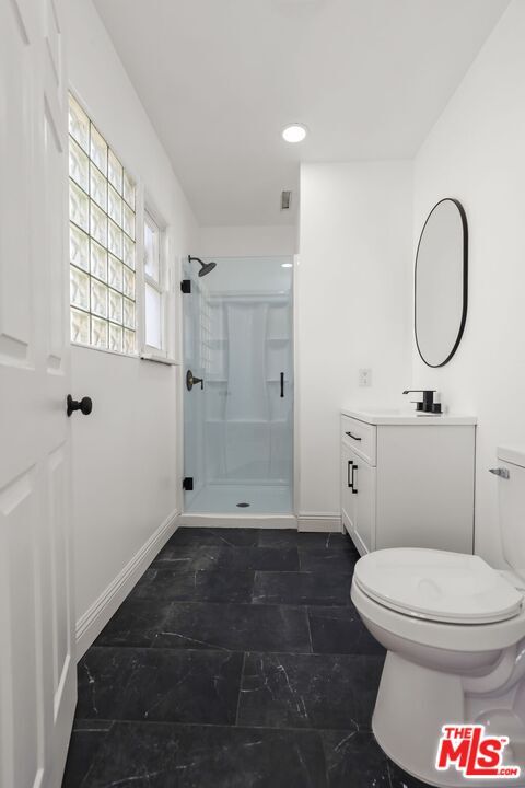 Building Photo - 4411 Victoria Park Dr