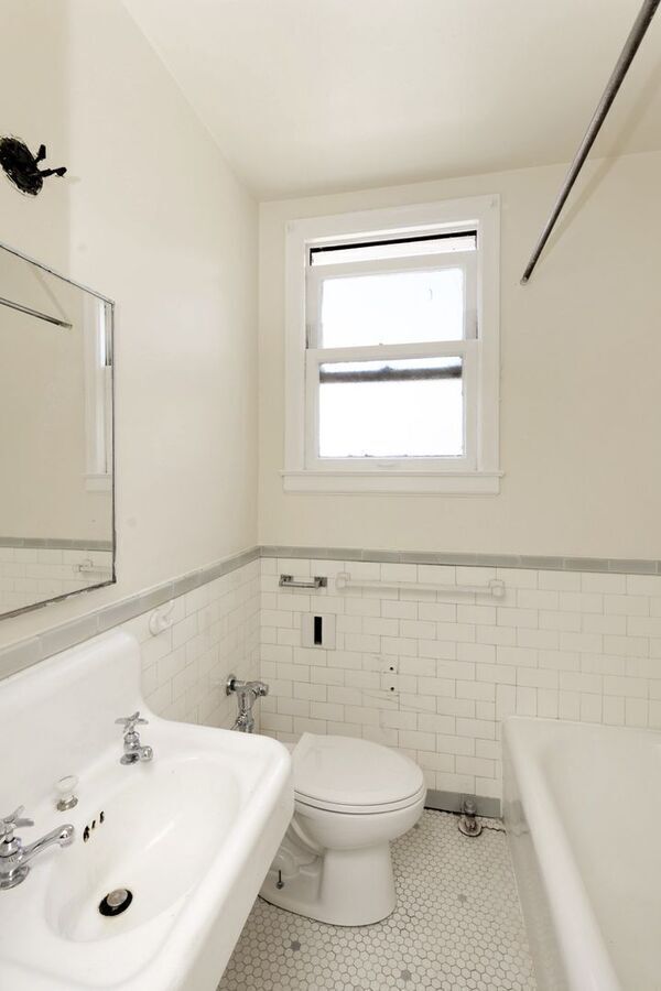 Building Photo - 2709 Dwight Way