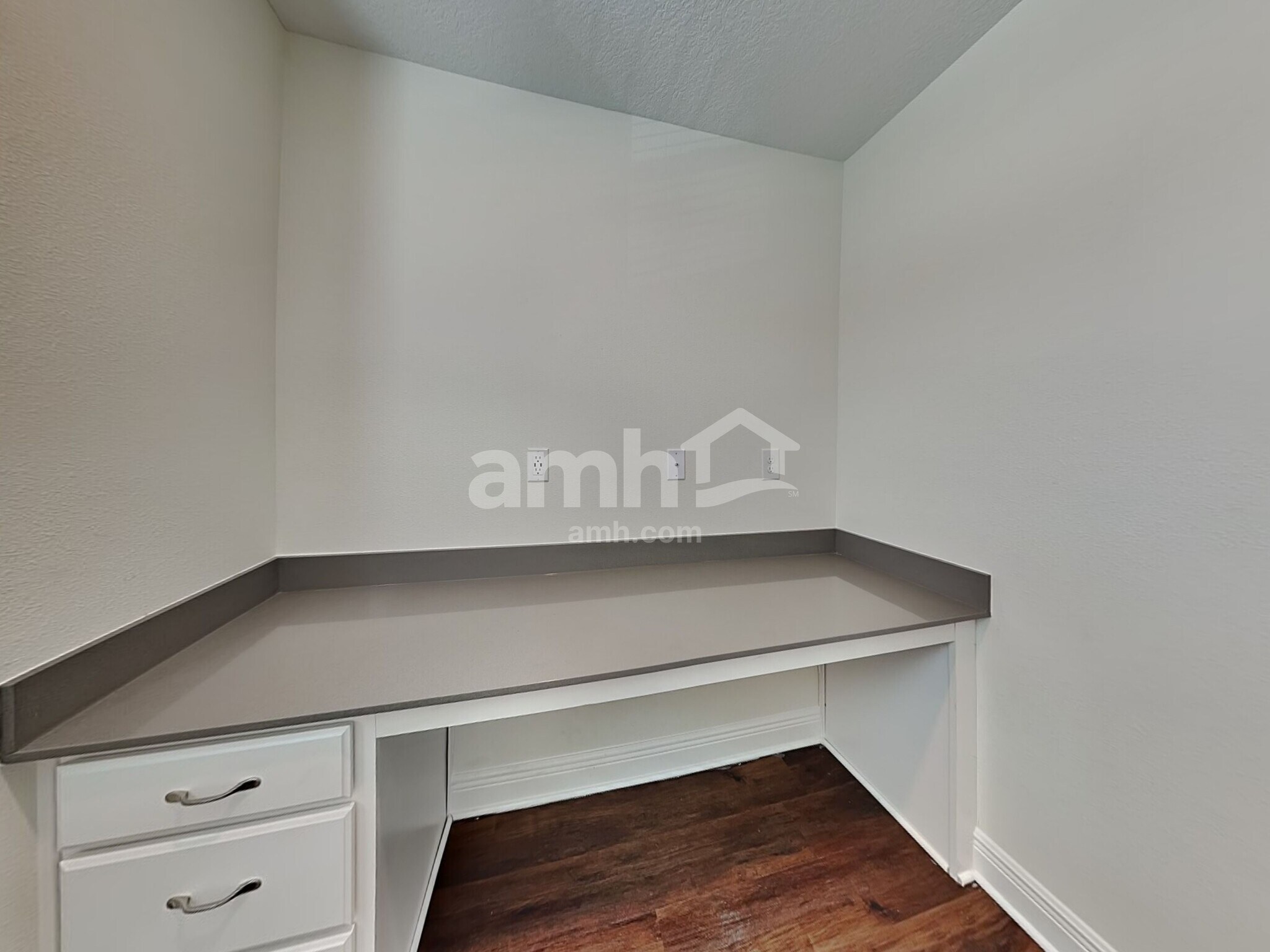 Building Photo - 20554 Calla Lily Dr