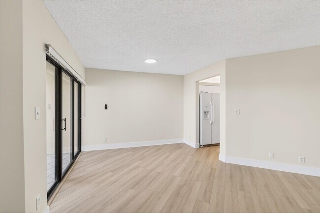 Building Photo - 5900 Camino Del Sol