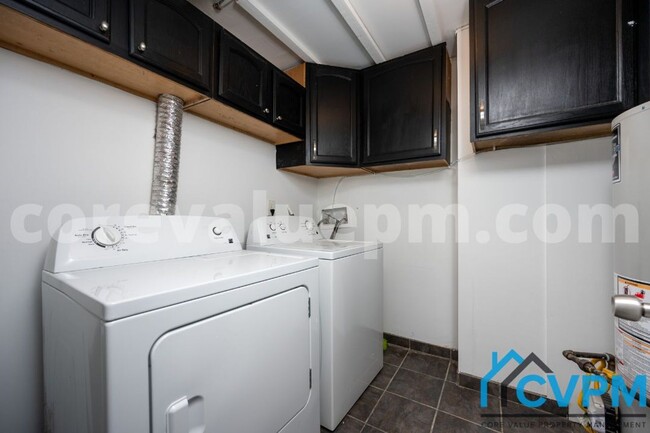 Building Photo - 7805 Citadel Dr