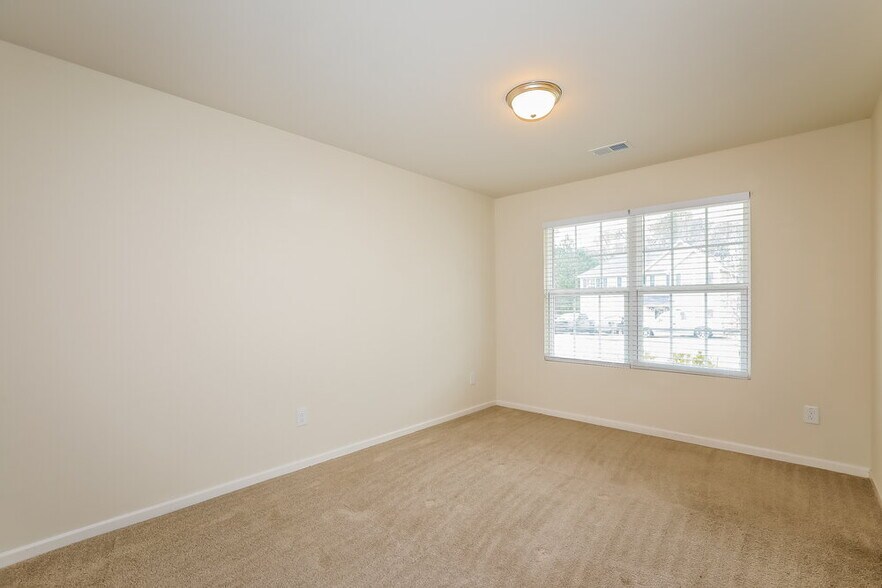 Building Photo - 110 Betty Ann Ln