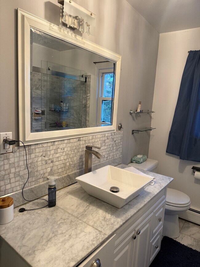 Building Photo - 39 Tina Cir