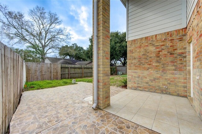 Building Photo - 6727 Patricia Ln