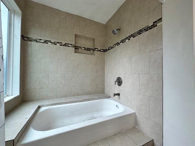 Building Photo - 9322 Beringwood Dr