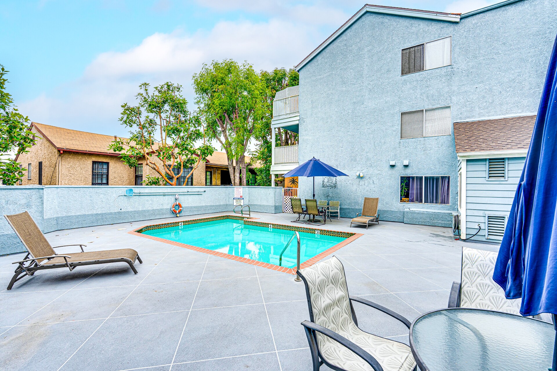 Community pool - 955 E 3rd St
