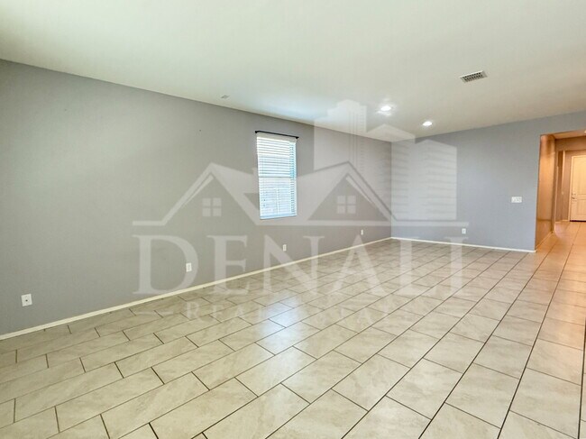 Building Photo - 5231 W Leodra Ln