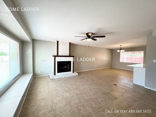 Building Photo - 4014 W Maryland Ave