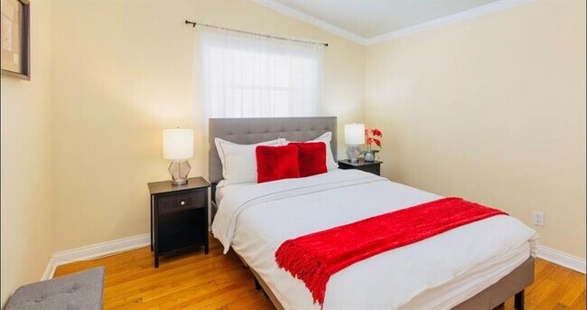 Building Photo - 279 Hach Ln