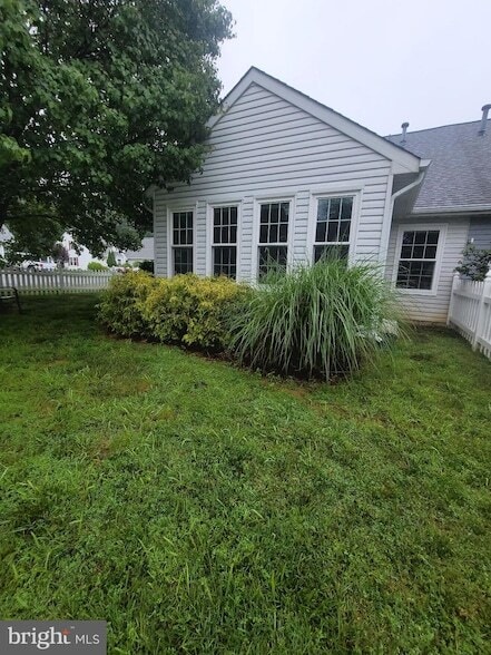 Building Photo - 11611 Hampshire Ct