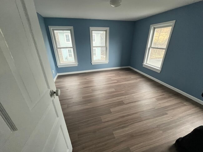 Building Photo - Herndon Blue House