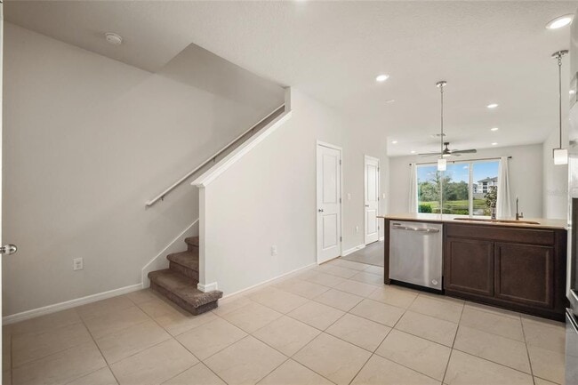 Building Photo - 5489 Elmview Xing