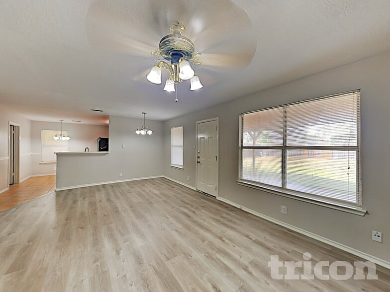 Building Photo - 7306 Autumn Brook