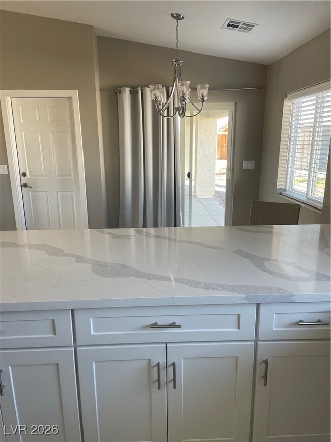 Building Photo - 1790 Appaloosa Ln