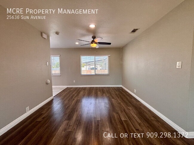 Building Photo - 25636 Sun Ave