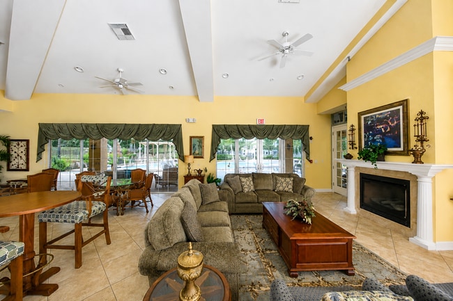 Building Photo - 8361 Miramar Way