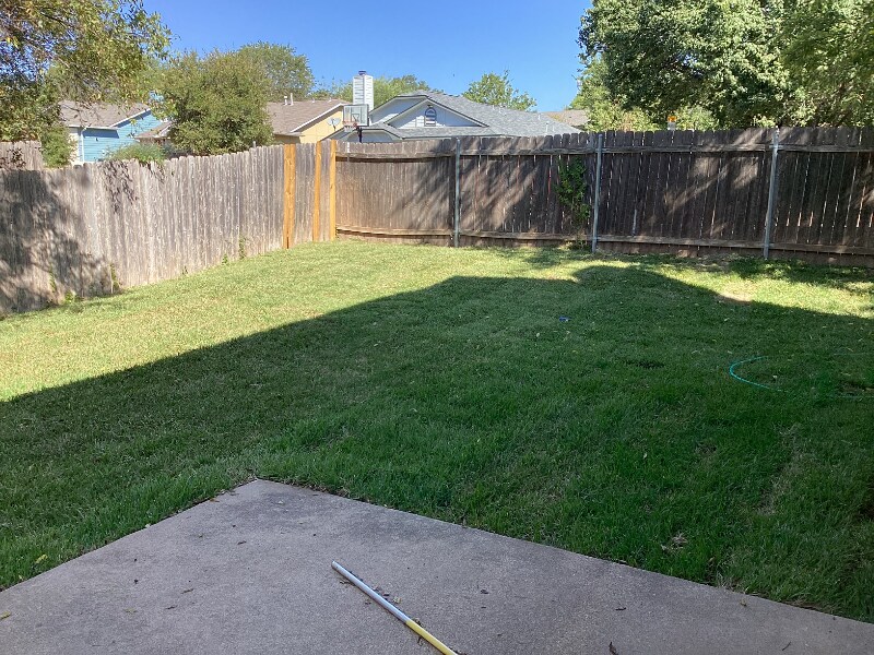 Building Photo - 12136 Thompkins Dr