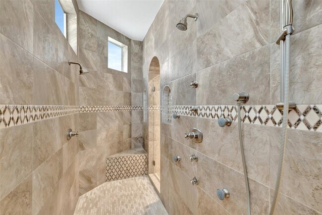 Building Photo - 4610 SW 178th Ave