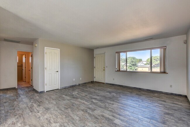 Building Photo - 4679 N Morning Star Dr