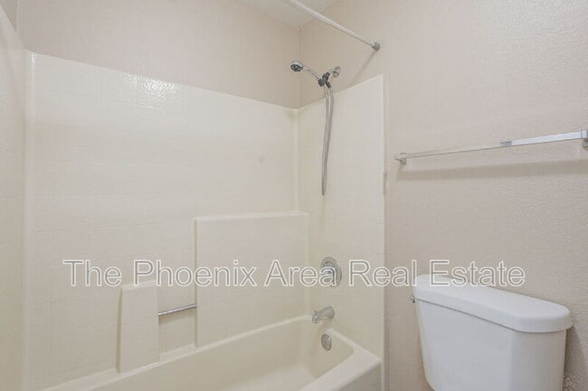 Building Photo - 16657 E Gunsight Dr