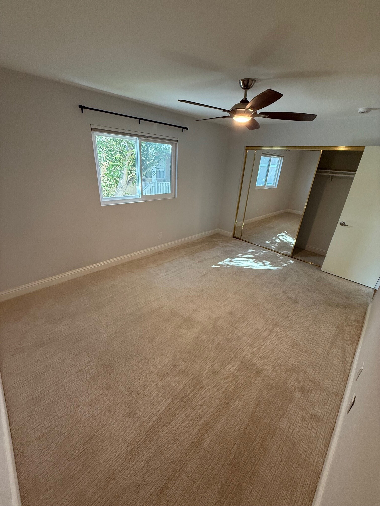 Building Photo - 4238 Vista Panorama Way