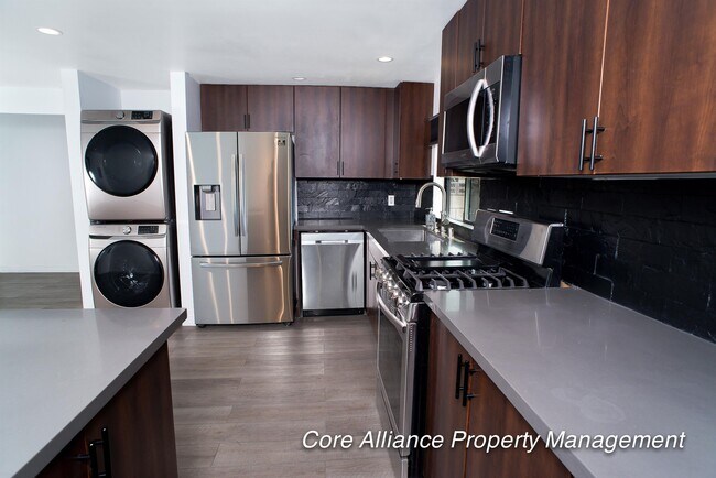 Building Photo - 20422 Schoenborn St