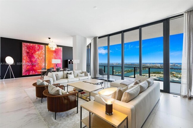 Building Photo - 1000 Biscayne Blvd