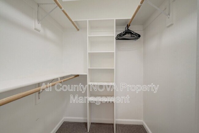 Building Photo - 438 N Armistead St