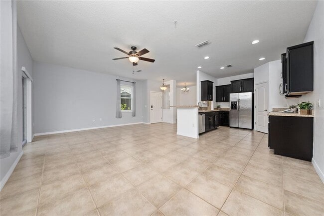 Building Photo - 6522 S Goldenrod Rd