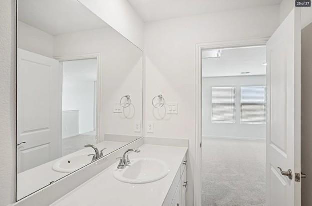 Building Photo - 402 Blanton St
