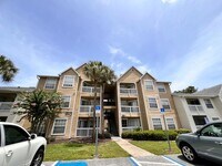 Building Photo - Ground floor unit in Tradewinds