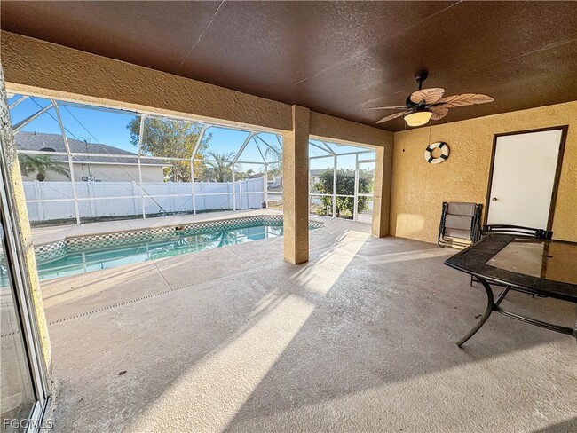 Building Photo - 326 SW 29th St