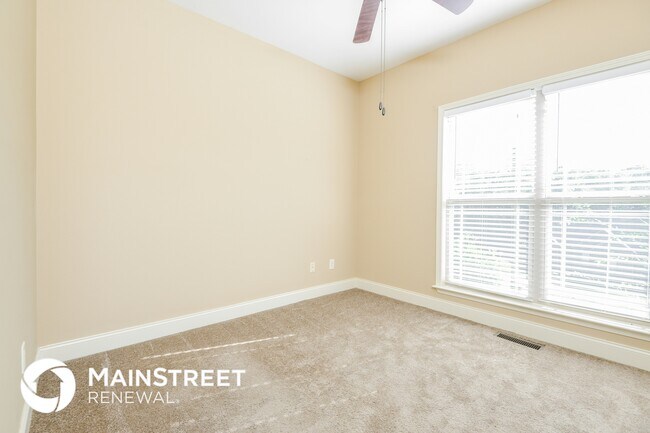 Building Photo - 255 Hawks Bend Ln
