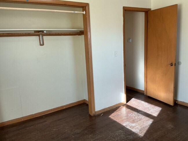 Building Photo - 7017 N Teutonia Ave