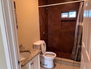 Building Photo - Completely Renovated, huge back yard and close to everything!