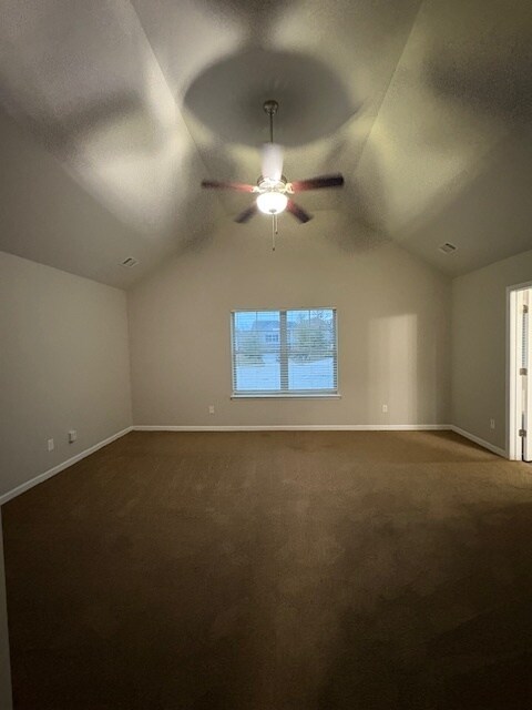 Building Photo - 314 Nutwood Trce