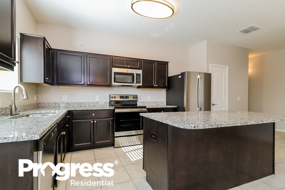 Building Photo - 6981 S Blue Hills Dr