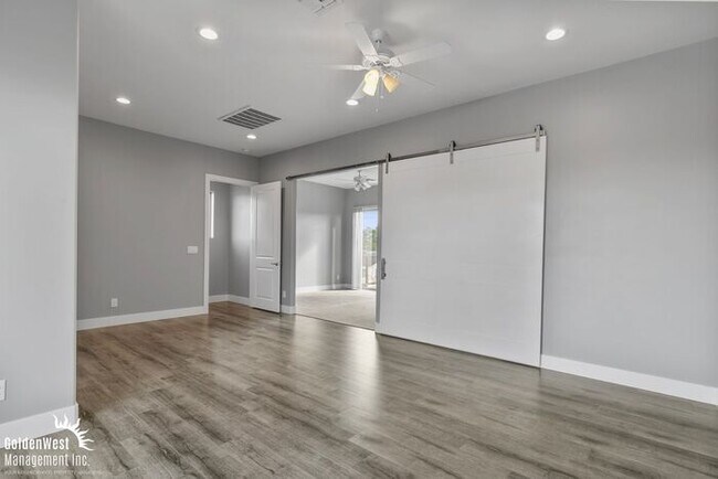 Building Photo - Fairmount Ave