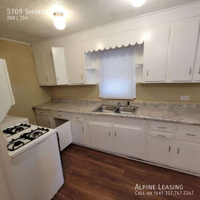 Building Photo - 5709 Shimer Ave