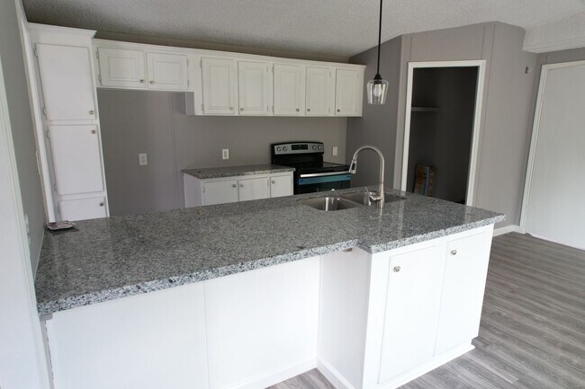 Building Photo - 16428 Jireh Rd