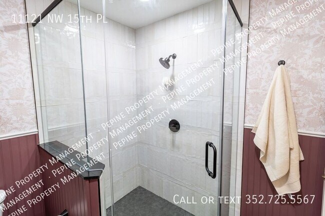 Building Photo - 11121 NW 15th Pl