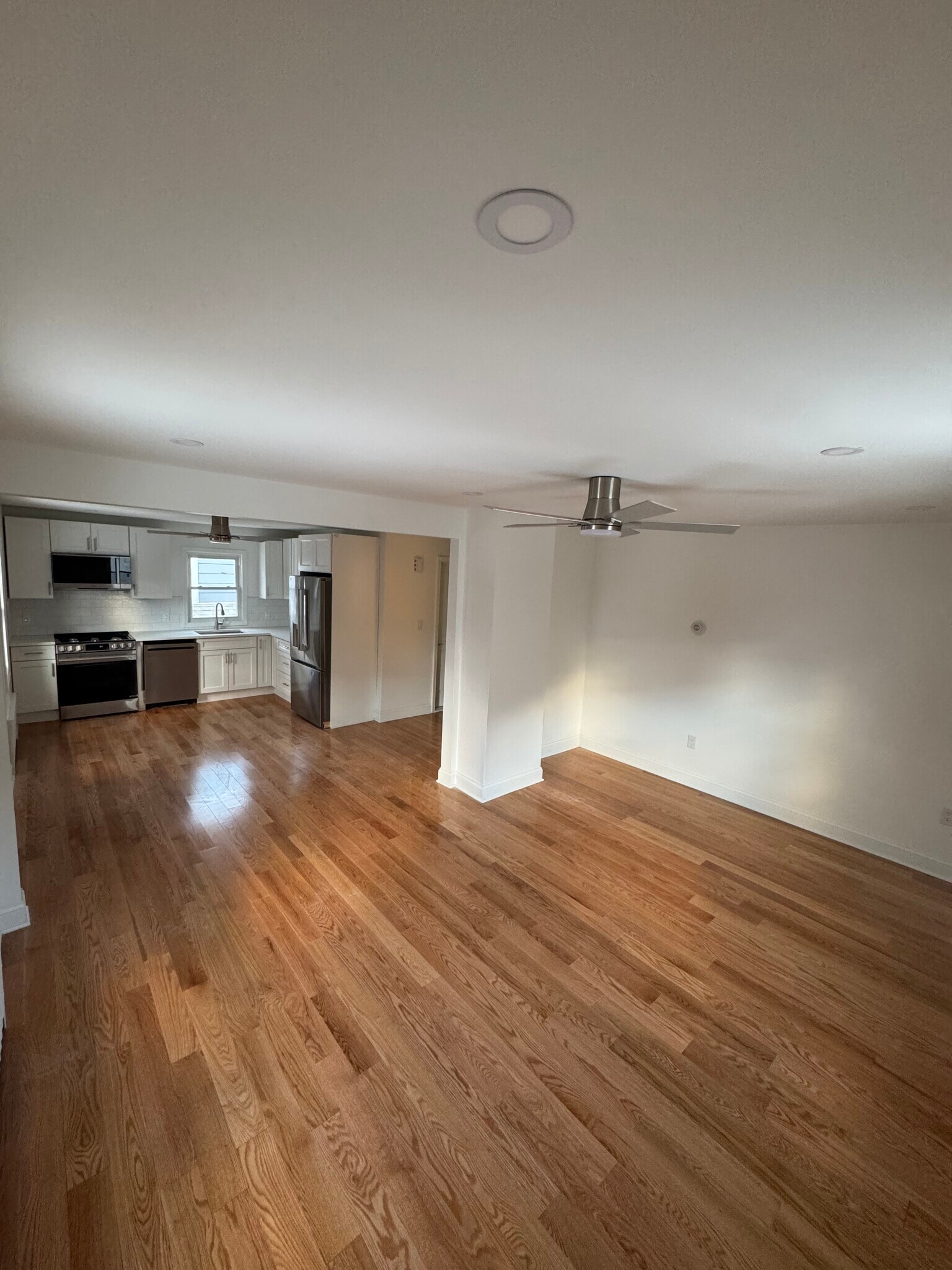 Building Photo - 47 Morgan St