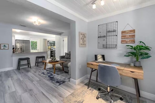 Building Photo - 5212 Puritan Ave