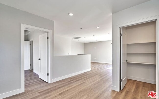 Building Photo - 4507 Lomita St