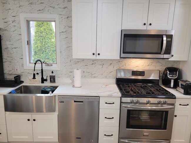 Building Photo - 4125 Spruce St