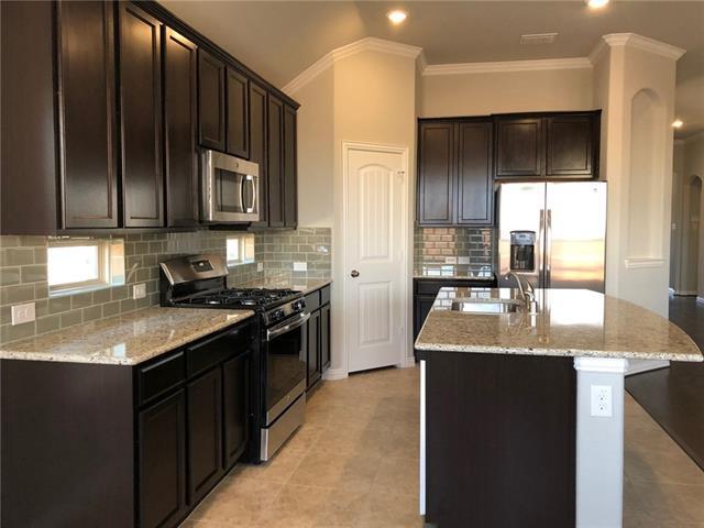 Building Photo - 15909 Holly Crk