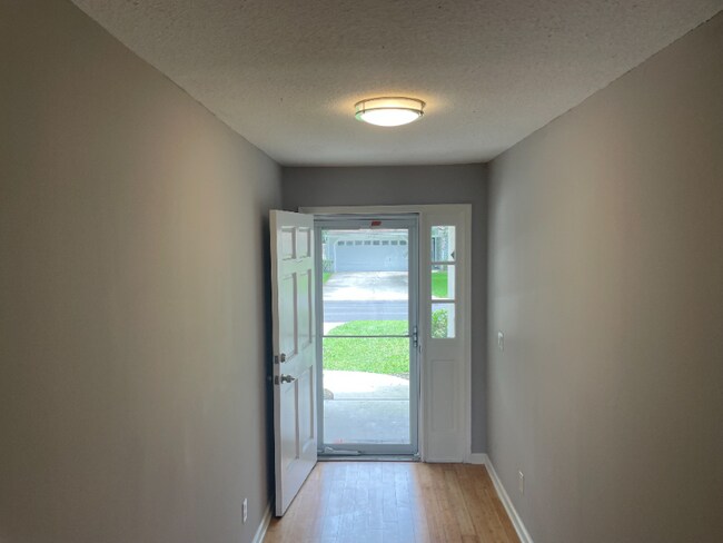 Building Photo - 3706 Sanctuary Way N