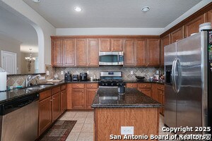 Building Photo - 14006 Roslin