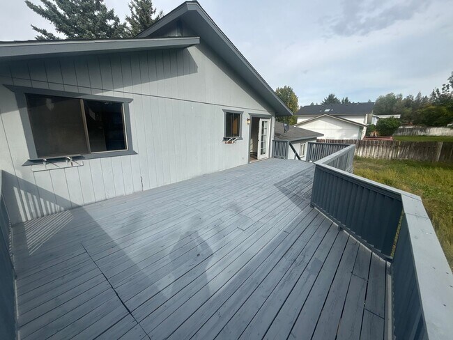 Building Photo - Charming 2 Bed, 2 Bath Home! *SPECIAL: $50...