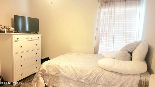 Building Photo - 7882 Island Fox Rd